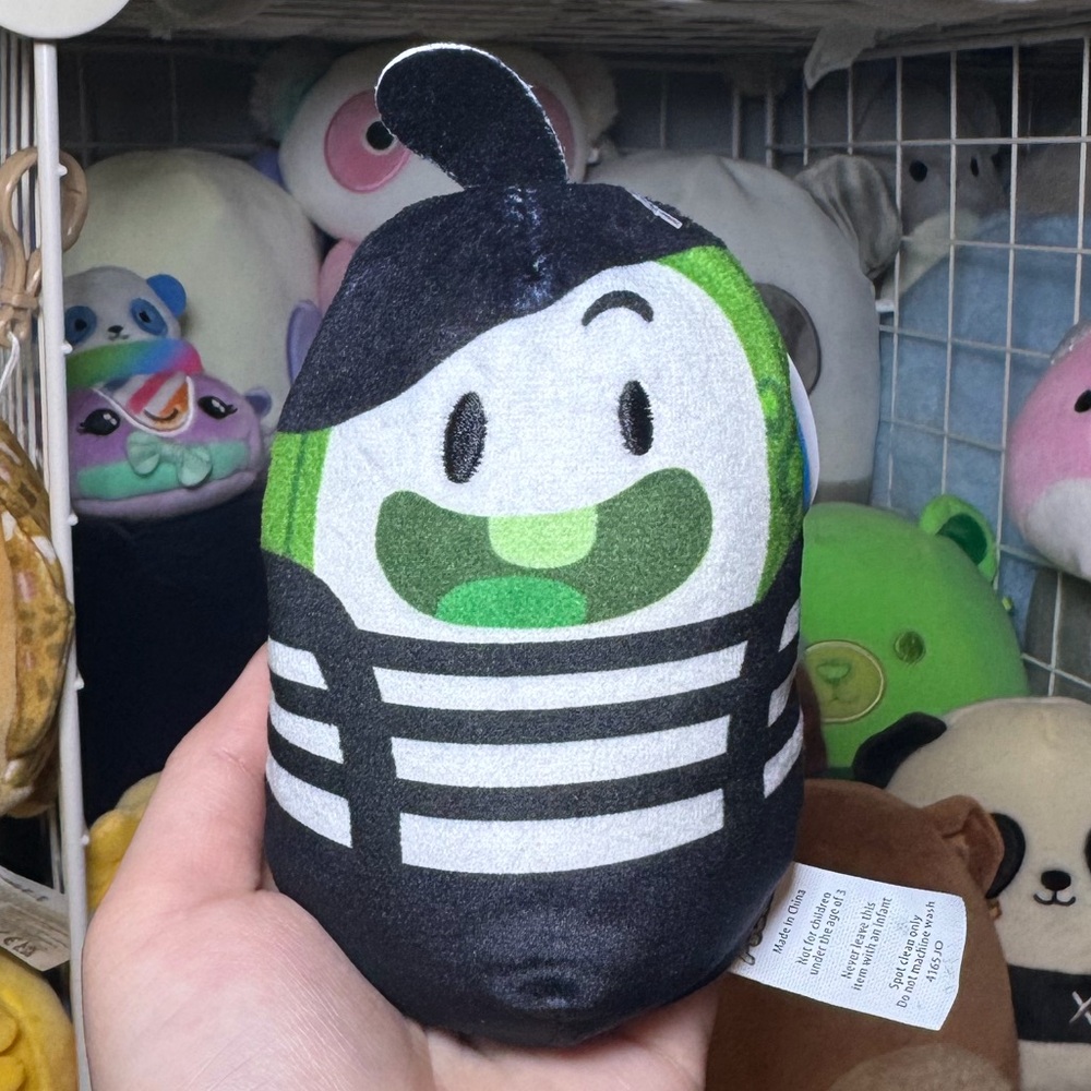 Cats vs Pickles CVP by Cepia ‘Gaspard’ Bean 4” Stuffed Plush